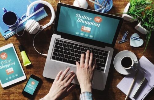 最后來說一個正能量的故事，一個關(guān)于兩代人理性消費理性投資的故事。